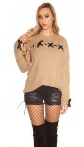 Trendy chunky knit jumper with lacing Cappuccino